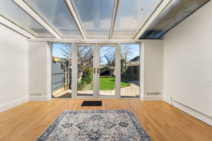 Photo 19- click for photo gallery